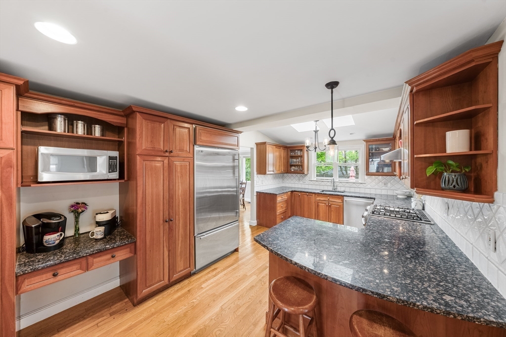 69 Princeton Rd, Arlington, MA Photo #9