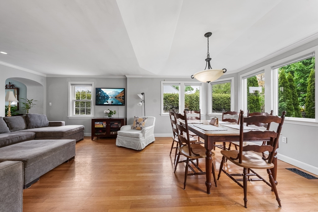69 Princeton Rd, Arlington, MA Photo #12