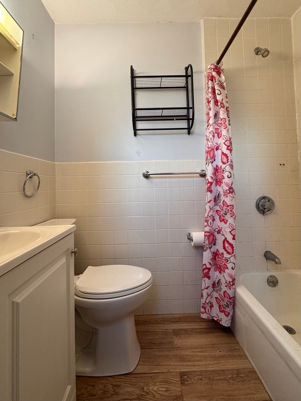 17 Farragut Avenue #2, Somerville, MA, 17 Farragut Avenue #2, Somerville, MA Photo #4