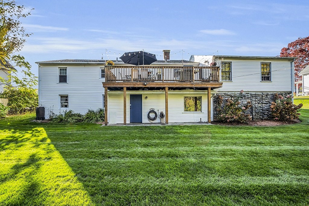 427 Massasoit Rd