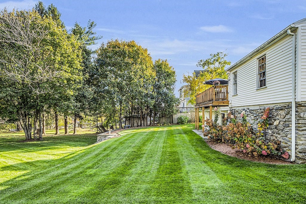 427 Massasoit Rd
