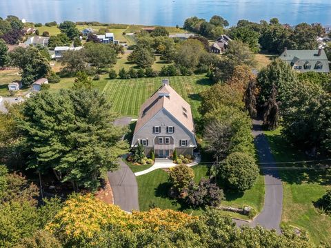 28 Lighthouse Lane - Warwick RI 02889