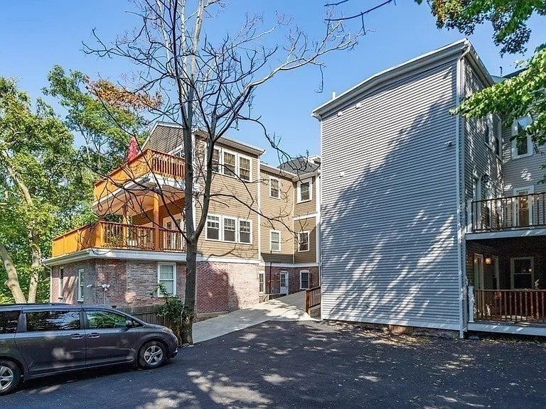 49 Alpine St #2, Boston, MA Photo #14