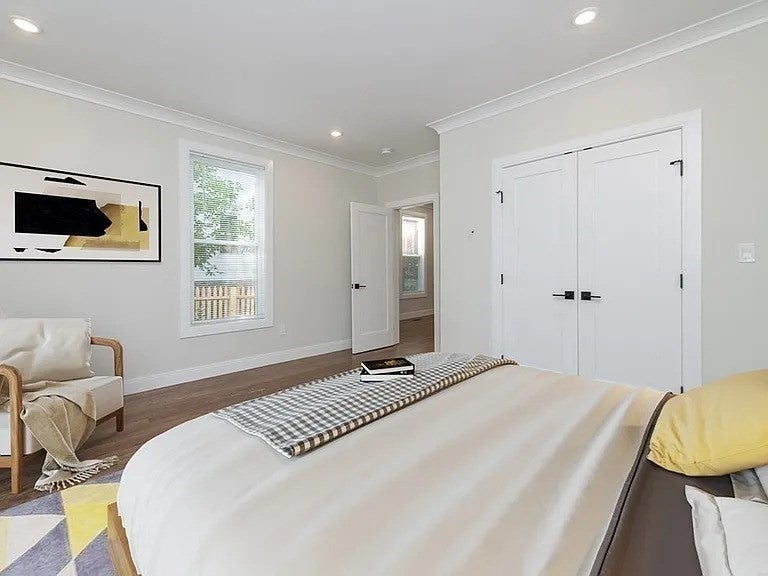 49 Alpine St #2, Boston, MA Photo #8