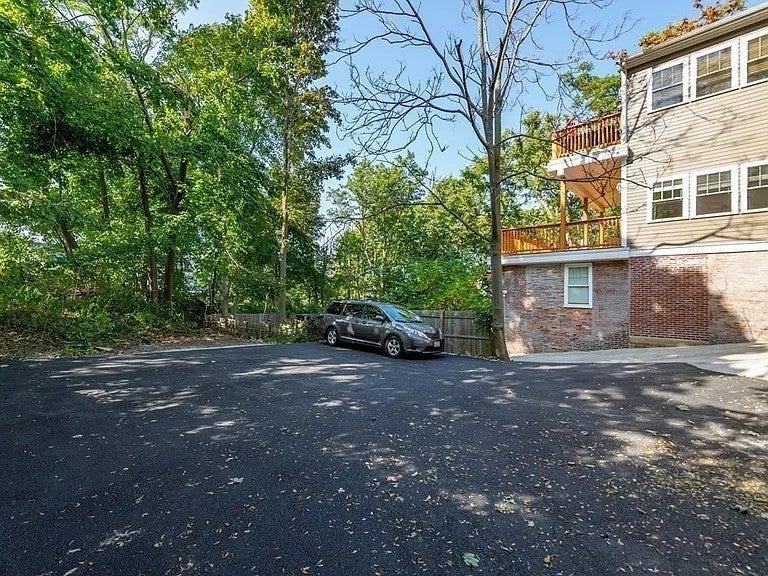 49 Alpine St #2, Boston, MA Photo #16