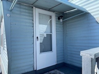 130 E Washington St 73