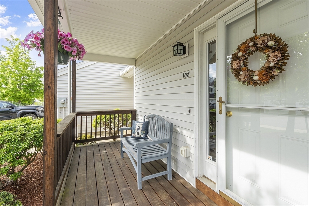 108 Green Briar Rd 108