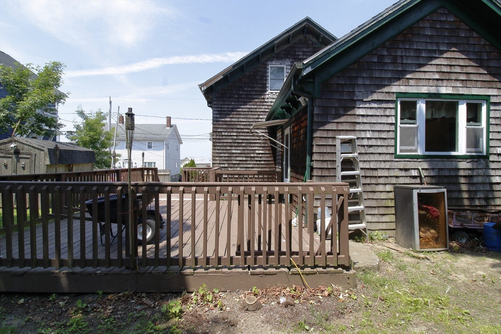 100 Ridge St