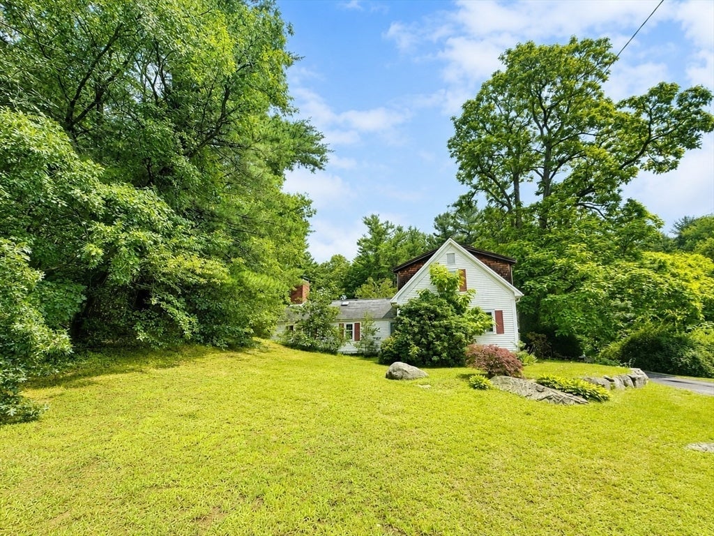 54 Rockwood Rd