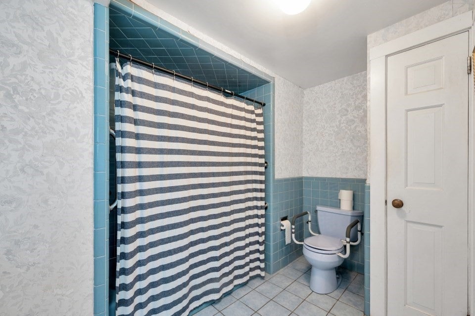 54 Rockwood Rd, Norfolk, MA Photo #23