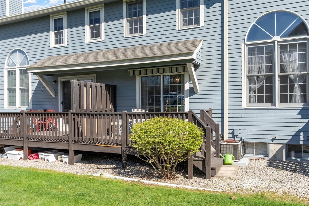 25 Sturbridge Hill Rd 25