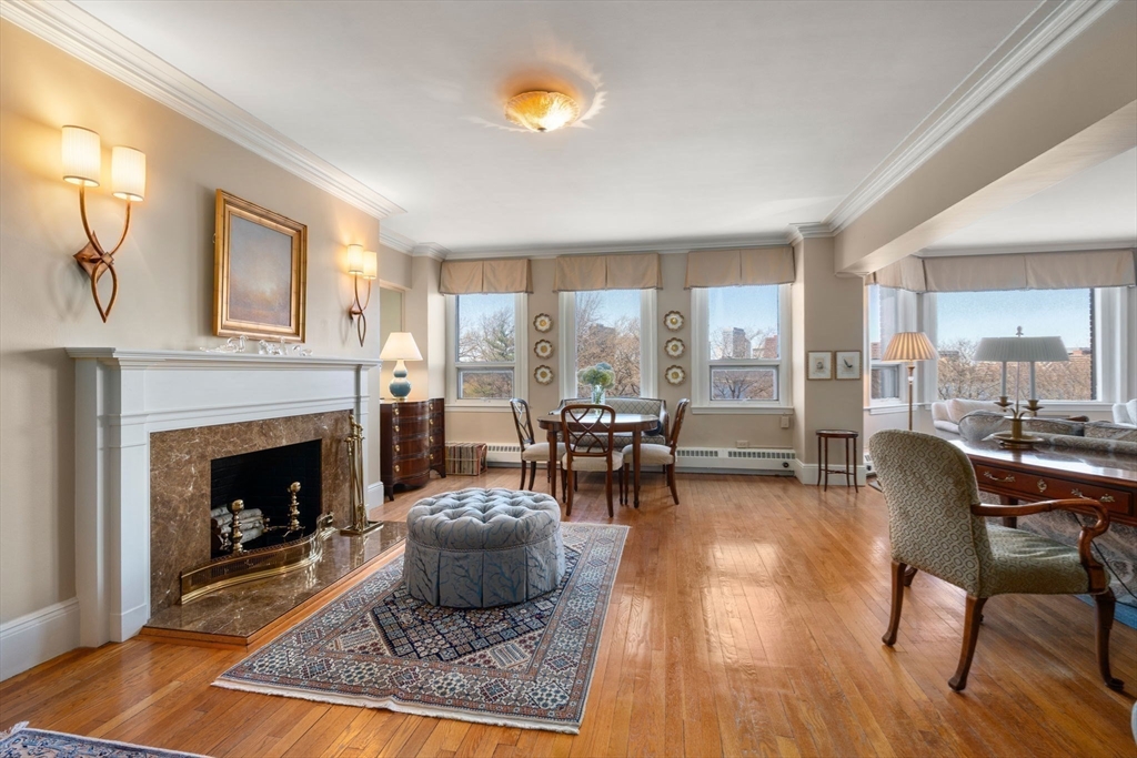 250 Beacon St 8