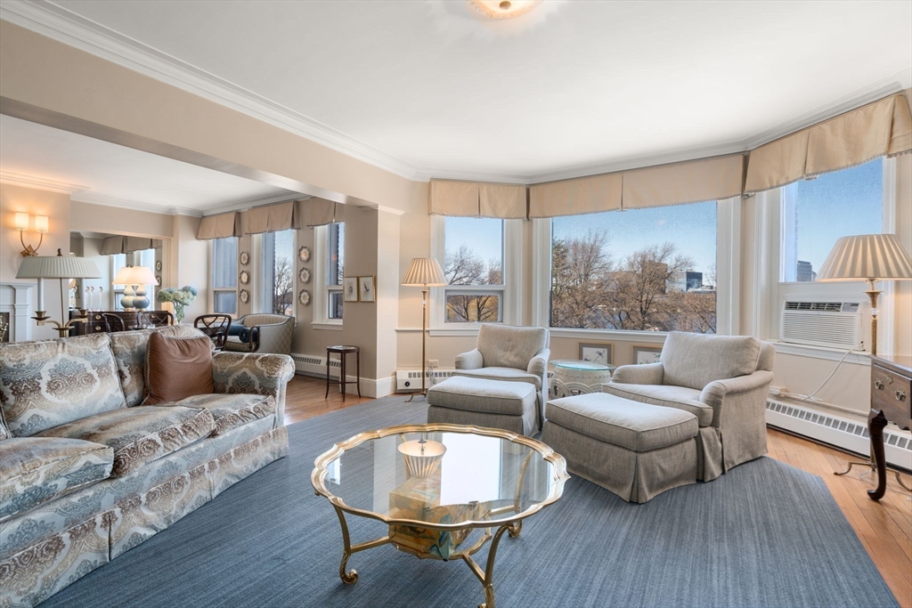 250 Beacon St 8