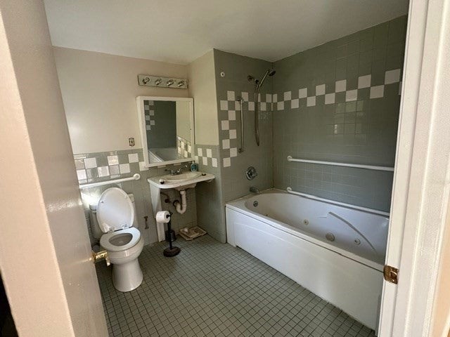 27 Lantern Ln, Dedham, MA, 27 Lantern Ln, Dedham, MA Photo #31