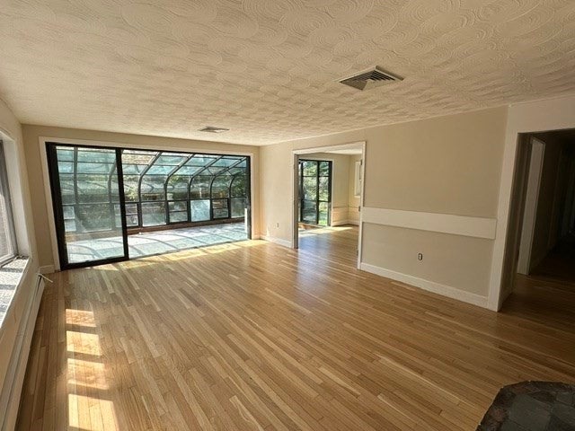 27 Lantern Ln, Dedham, MA, 27 Lantern Ln, Dedham, MA Photo #22
