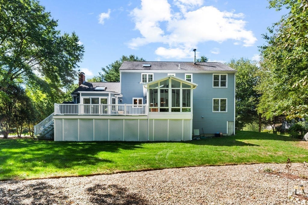 18 Fredric Ln, Mansfield, MA Photo #7