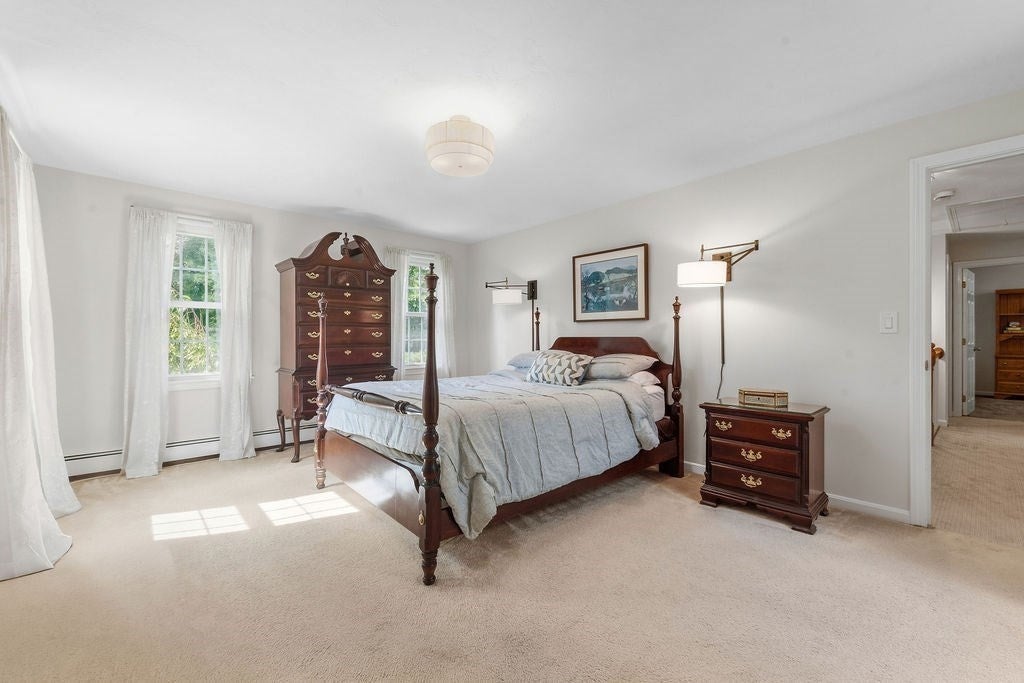 18 Fredric Ln, Mansfield, MA Photo #34