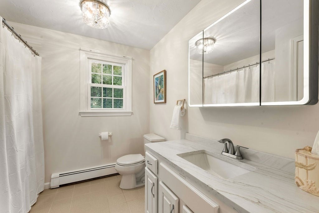 18 Fredric Ln, Mansfield, MA Photo #33