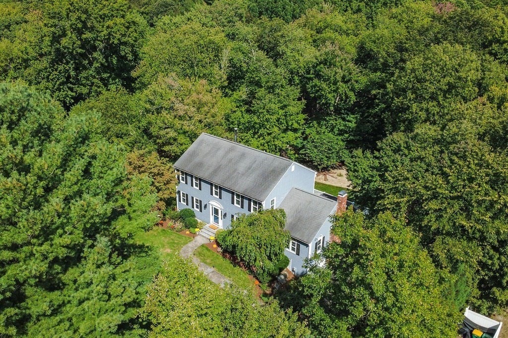 18 Fredric Ln, Mansfield, MA Photo #41