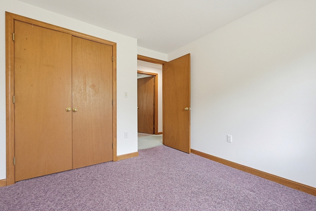 1 Cheyenne Dr, Hubbardston, MA Photo #22