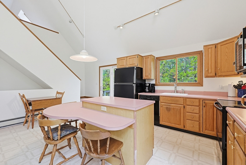 1 Cheyenne Dr, Hubbardston, MA Photo #6