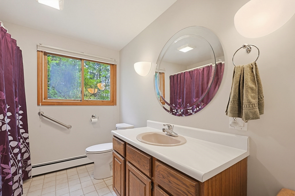 1 Cheyenne Dr, Hubbardston, MA Photo #26