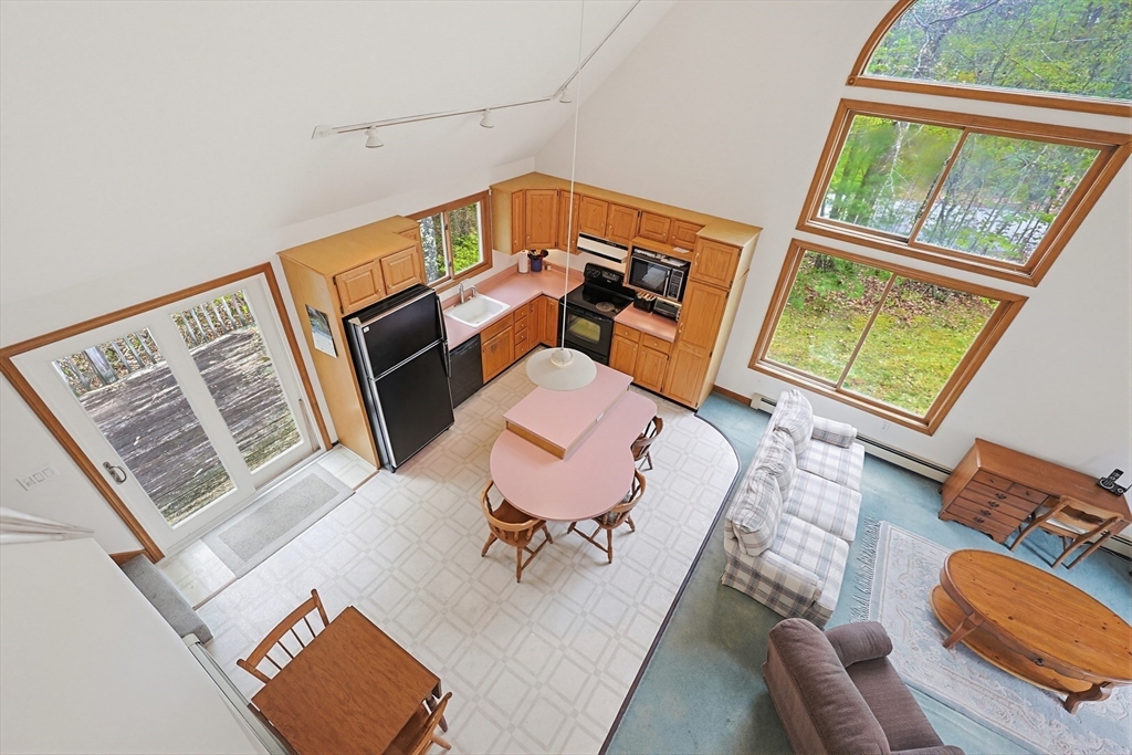 1 Cheyenne Dr, Hubbardston, MA Photo #15