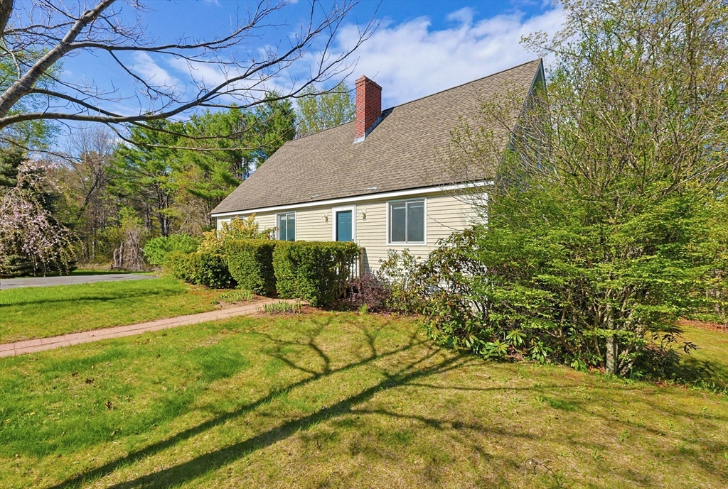 1 Cheyenne Dr, Hubbardston, MA Photo #38
