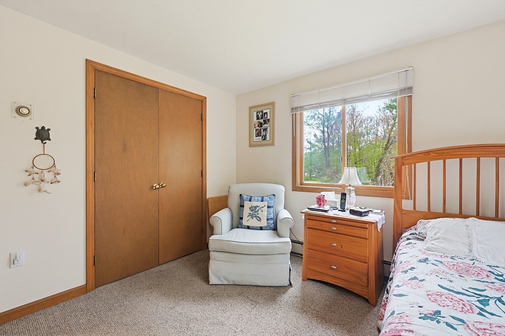 1 Cheyenne Dr, Hubbardston, MA Photo #18