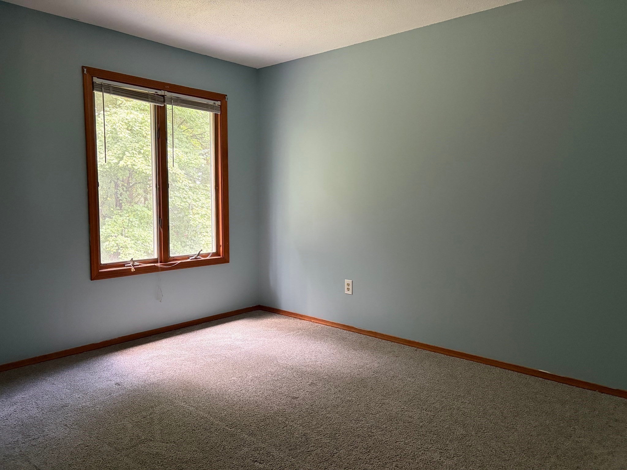 16 Clark St, Belchertown, MA, 16 Clark St, Belchertown, MA Photo #9