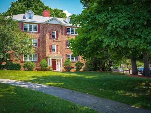 Photo of 1 Dexter St #5, Malden, MA 02148 (MLS # 73439559)