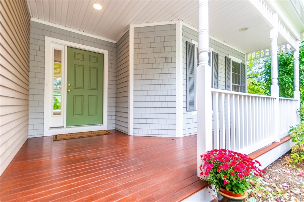 1 Applewood Ct 1