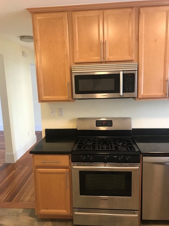 65 Conwell Avenue #2, Somerville, MA, 65 Conwell Avenue #2, Somerville, MA Photo #8