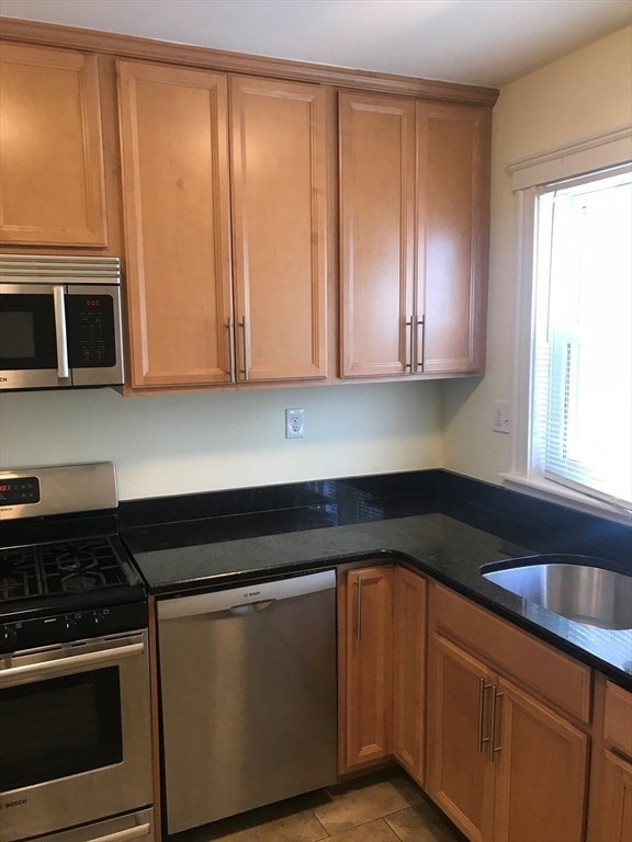 65 Conwell Avenue #2, Somerville, MA, 65 Conwell Avenue #2, Somerville, MA Photo #9
