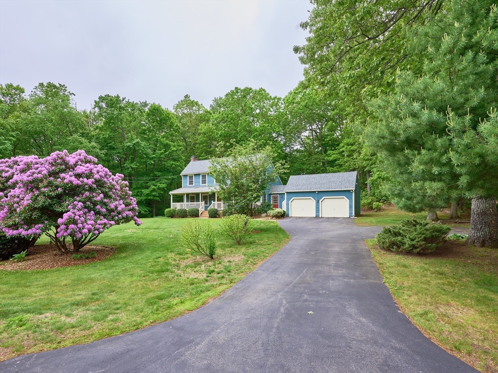 127 Paradise Ln