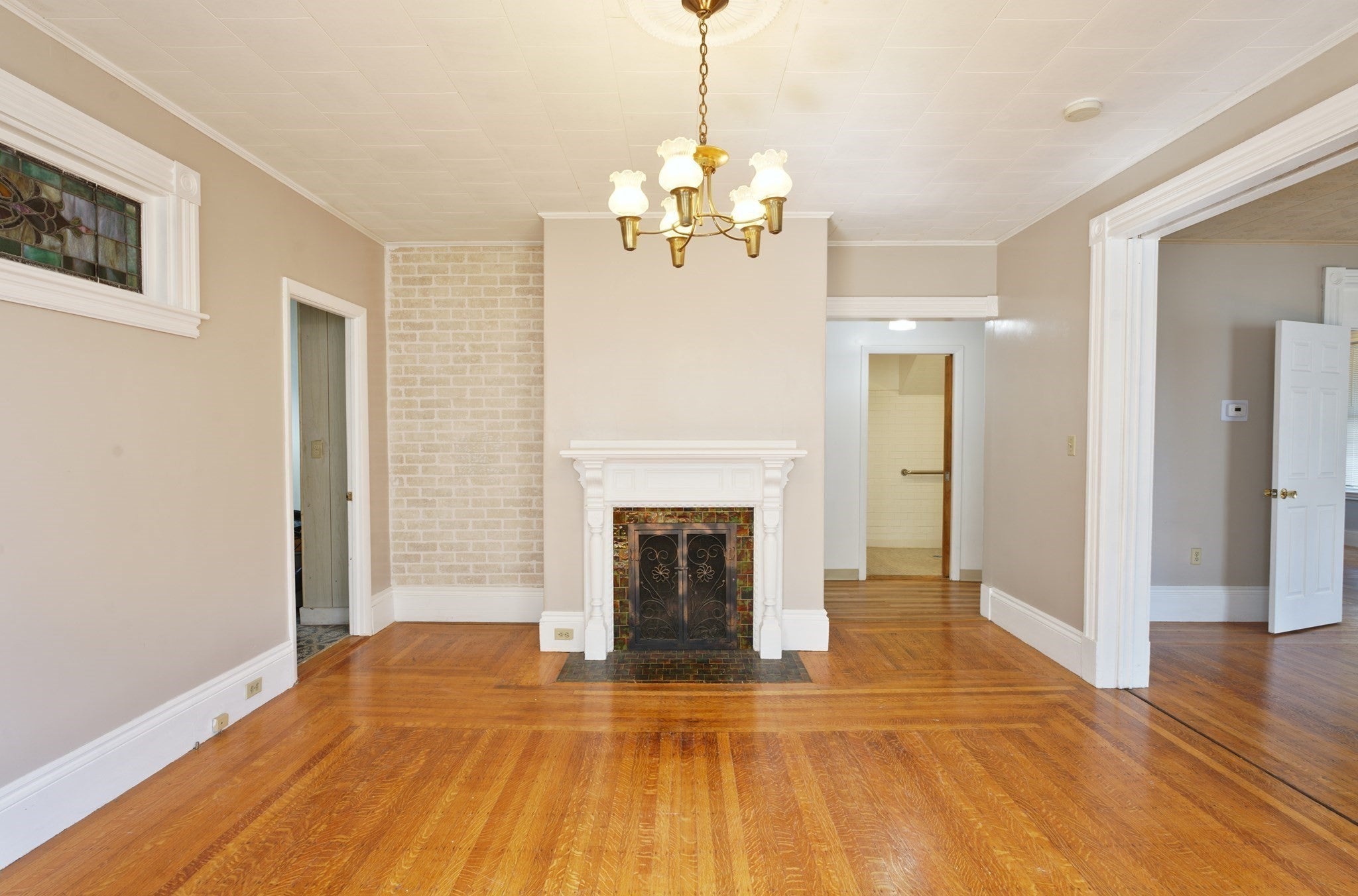 82 Hawthorne St, Malden, MA Photo #4