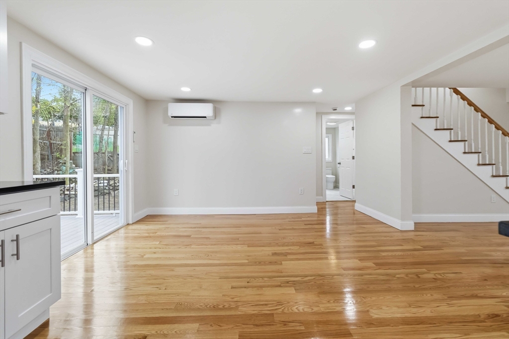 123 Pine Hill Cir