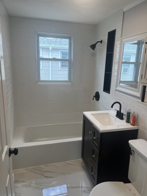 10 Starbird AVE #10, Boston, MA Photo #7