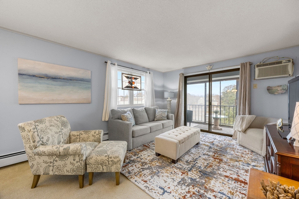 10 Candlewood Ln 2-1