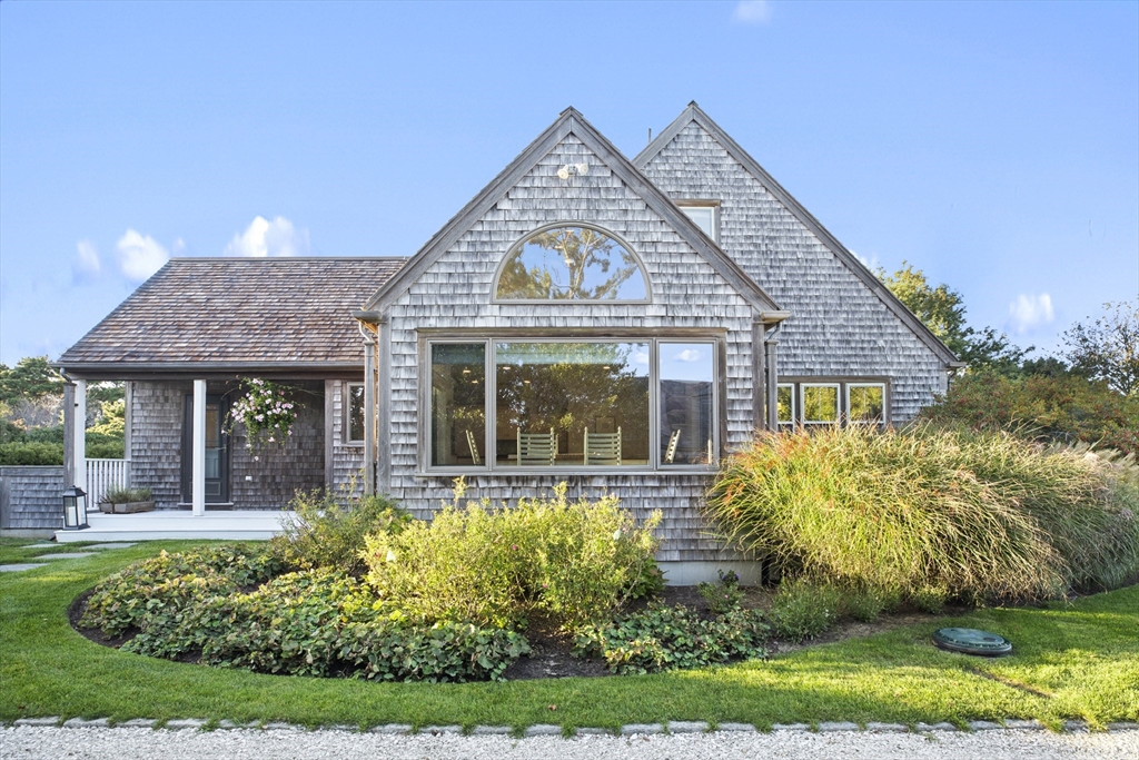 4 Maxey Pond Road