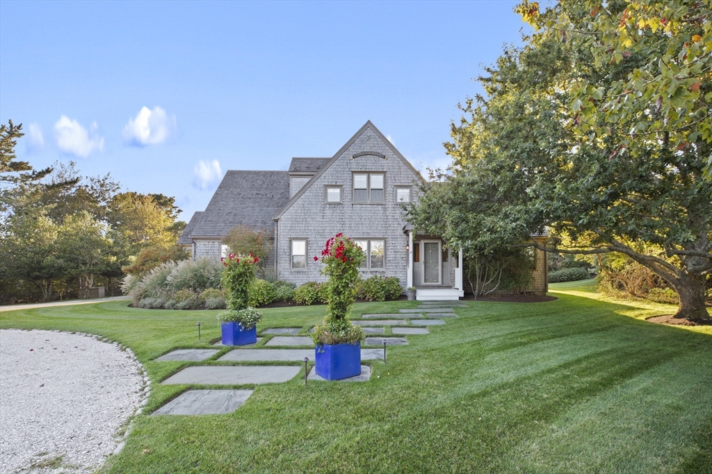 4 Maxey Pond Road