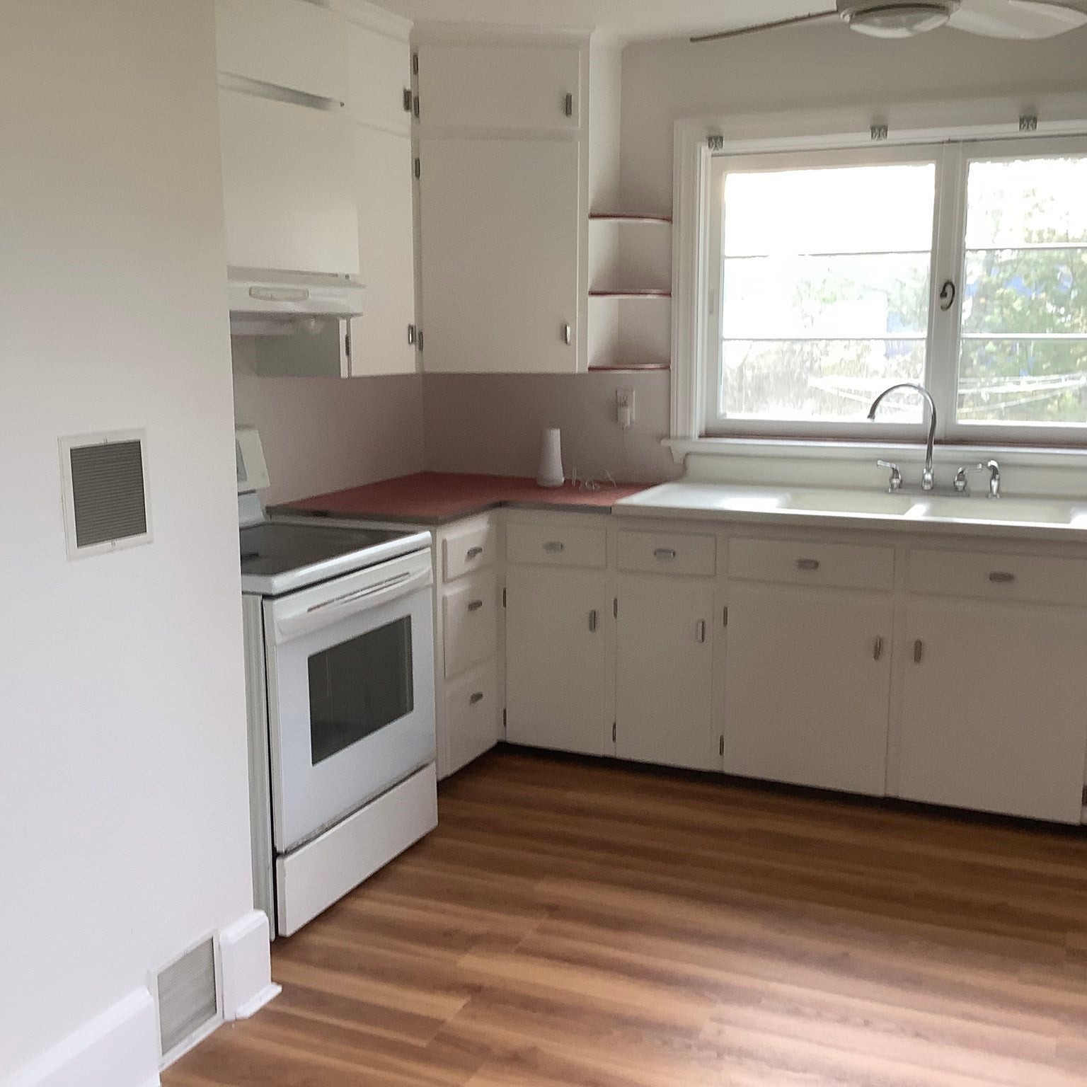10 Clara St, New Bedford, MA Photo #7