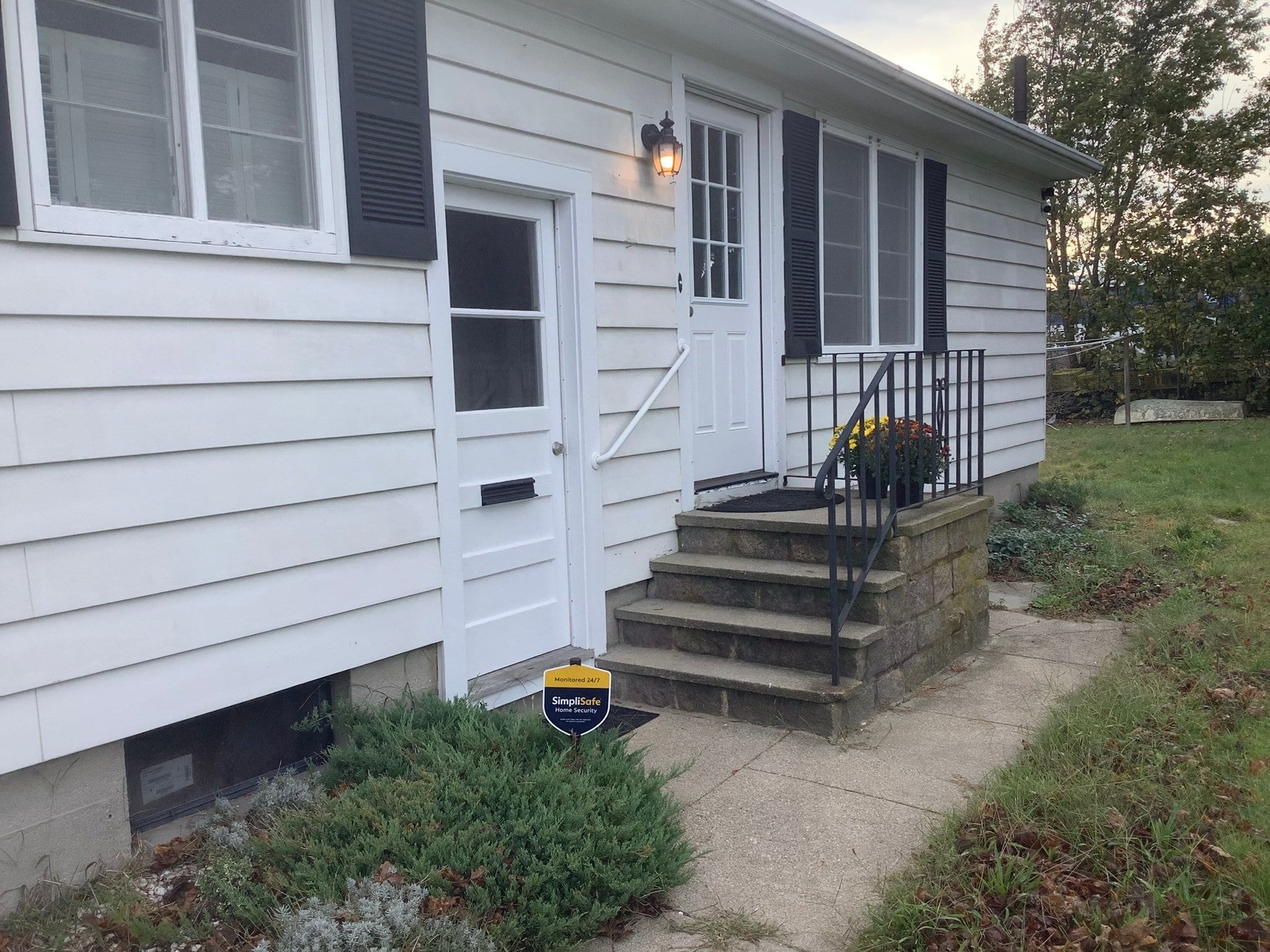 10 Clara St, New Bedford, MA Photo #3