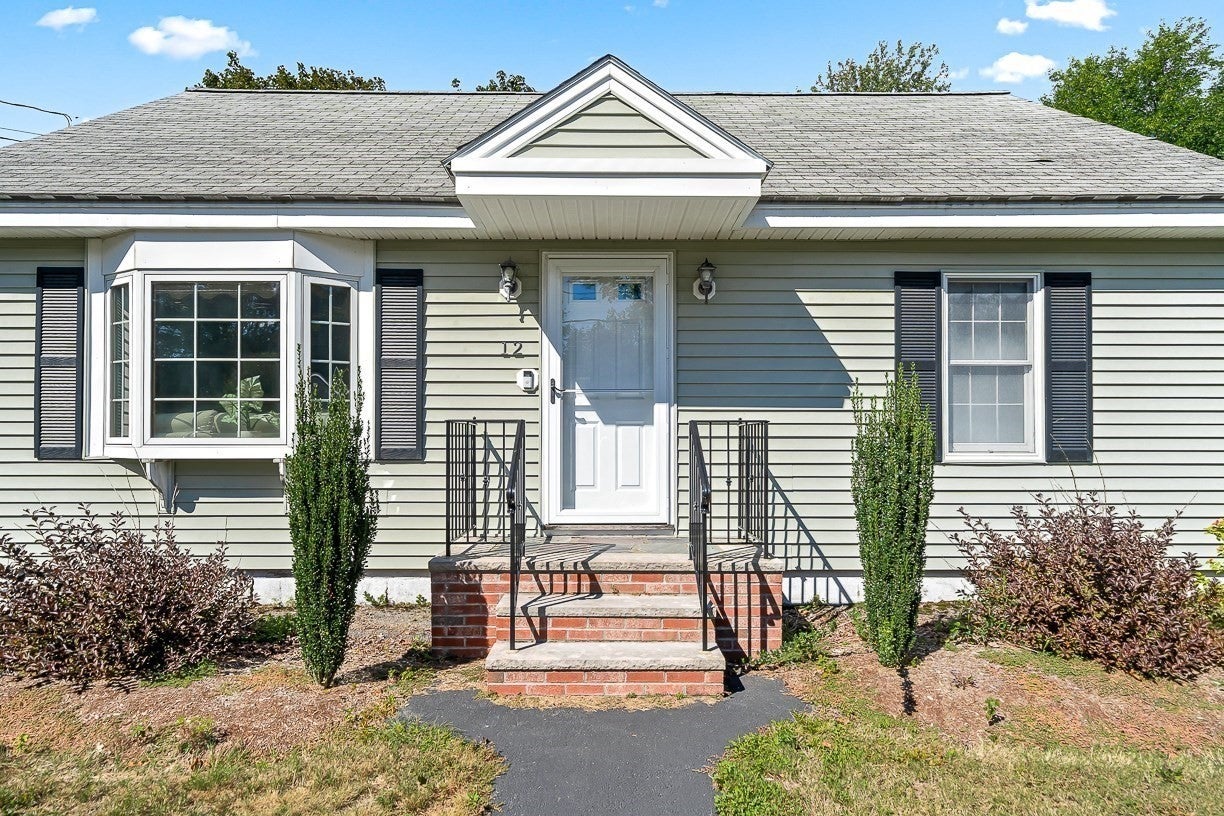 12 Leo Ave, Dracut, MA, 12 Leo Ave, Dracut, MA Photo #2