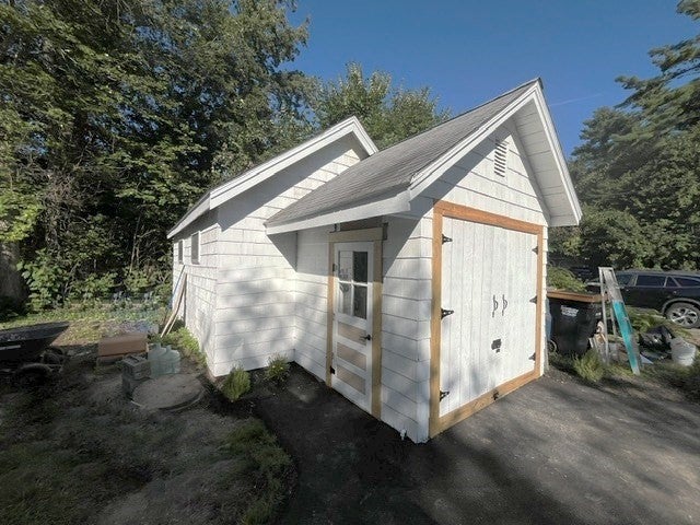 127 Taunton Ave