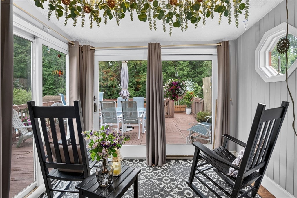 17 Coach Rd, Billerica, MA, 17 Coach Rd, Billerica, MA Photo #10