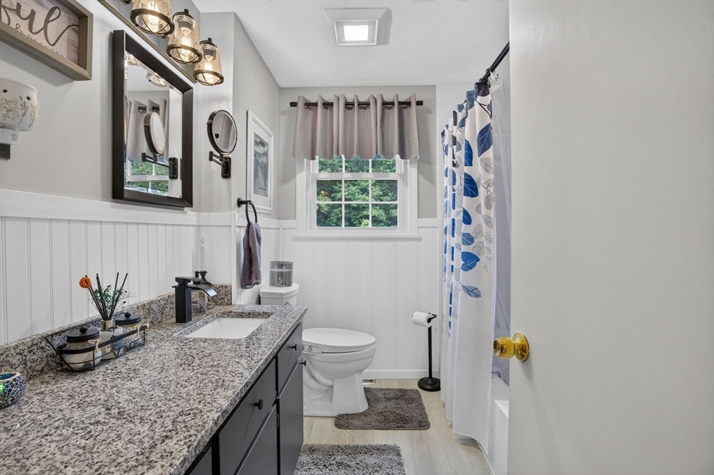 17 Coach Rd, Billerica, MA, 17 Coach Rd, Billerica, MA Photo #24
