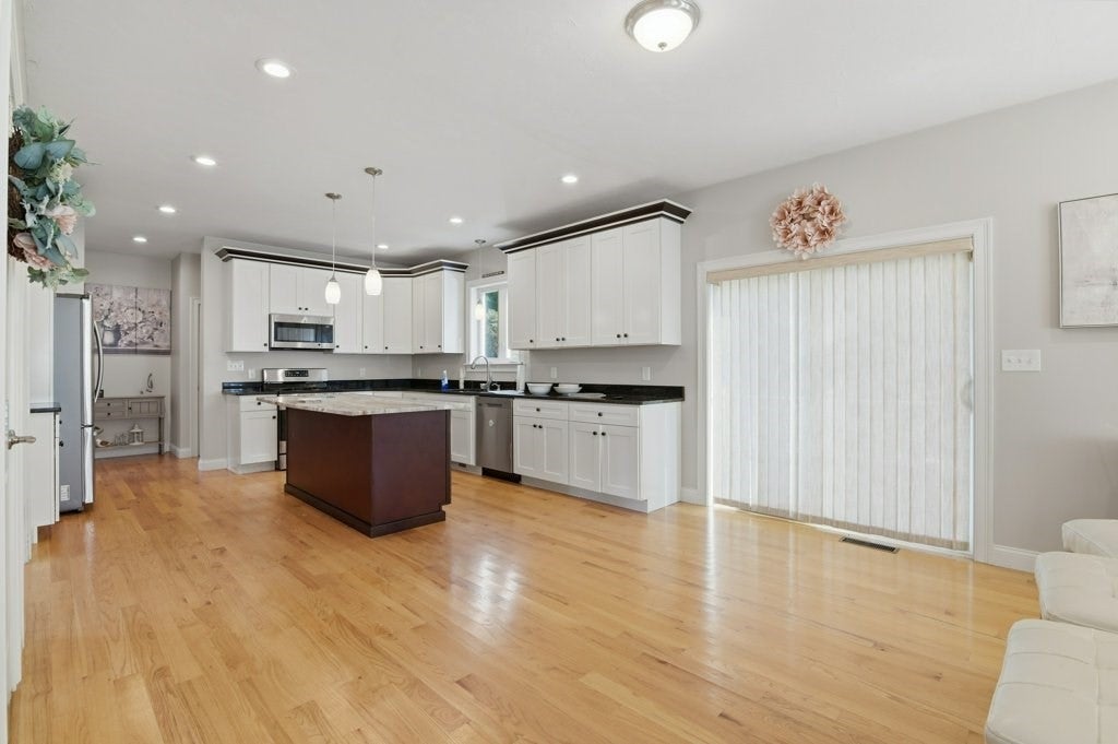 60 Foxboro Rd, Wrentham, MA, 60 Foxboro Rd, Wrentham, MA Photo #14