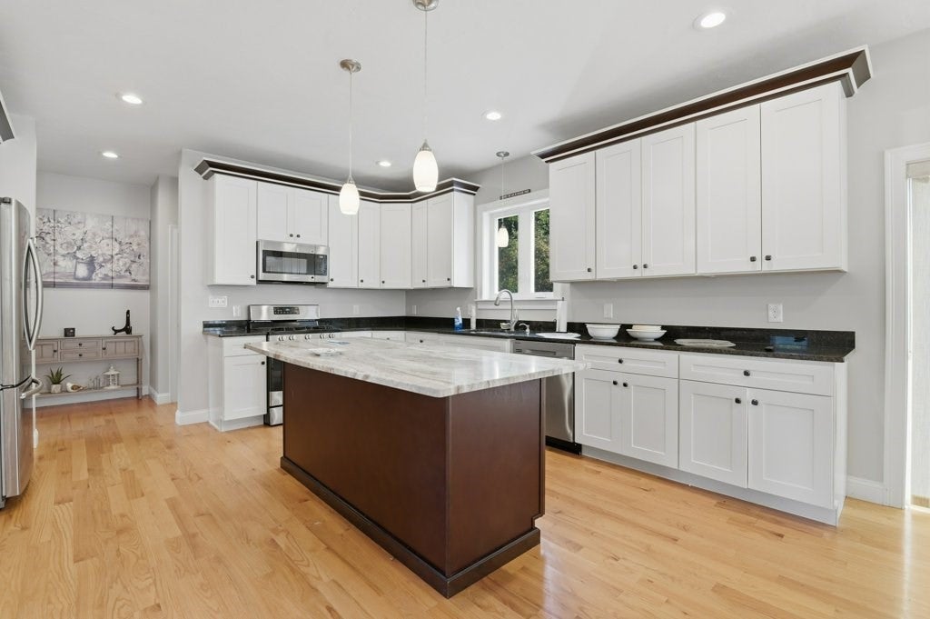 60 Foxboro Rd, Wrentham, MA, 60 Foxboro Rd, Wrentham, MA Photo #17