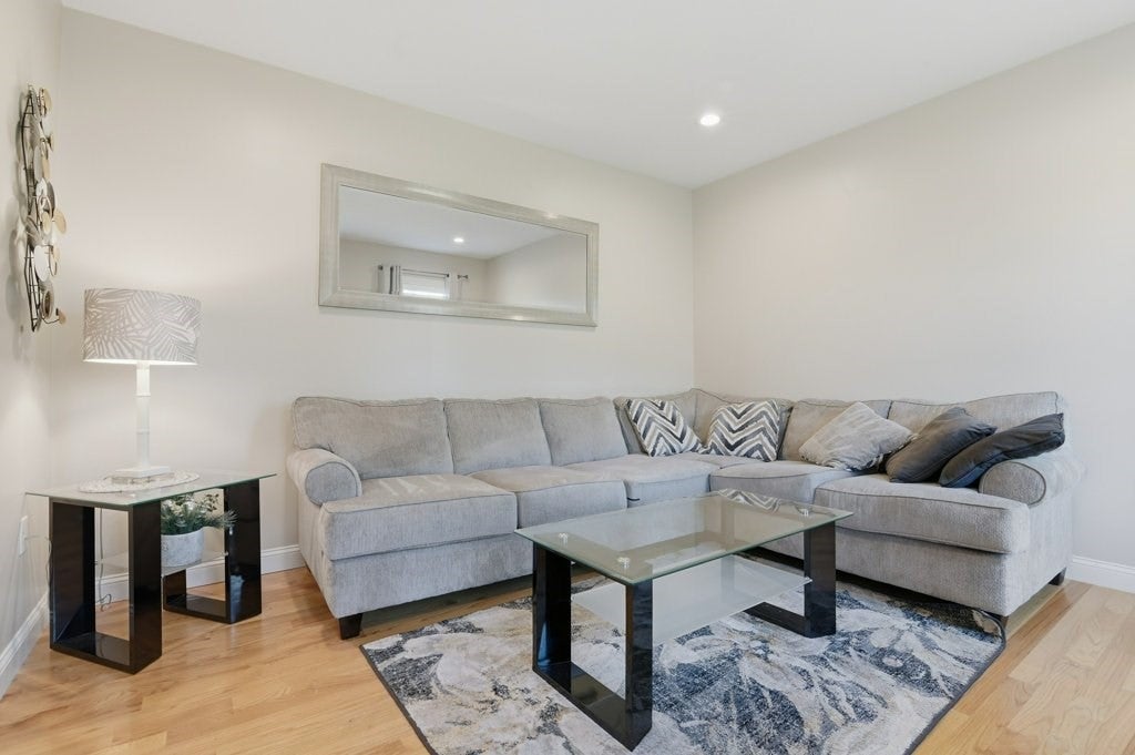 60 Foxboro Rd, Wrentham, MA, 60 Foxboro Rd, Wrentham, MA Photo #13